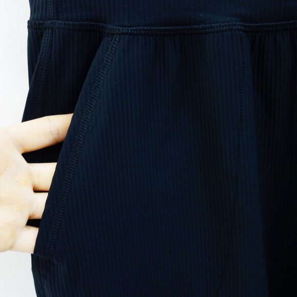 Old Navy High-Waisted PowerSoft Ankle Ribbed Joggers in Black (M Petite) NWT! - Picture 8 of 13